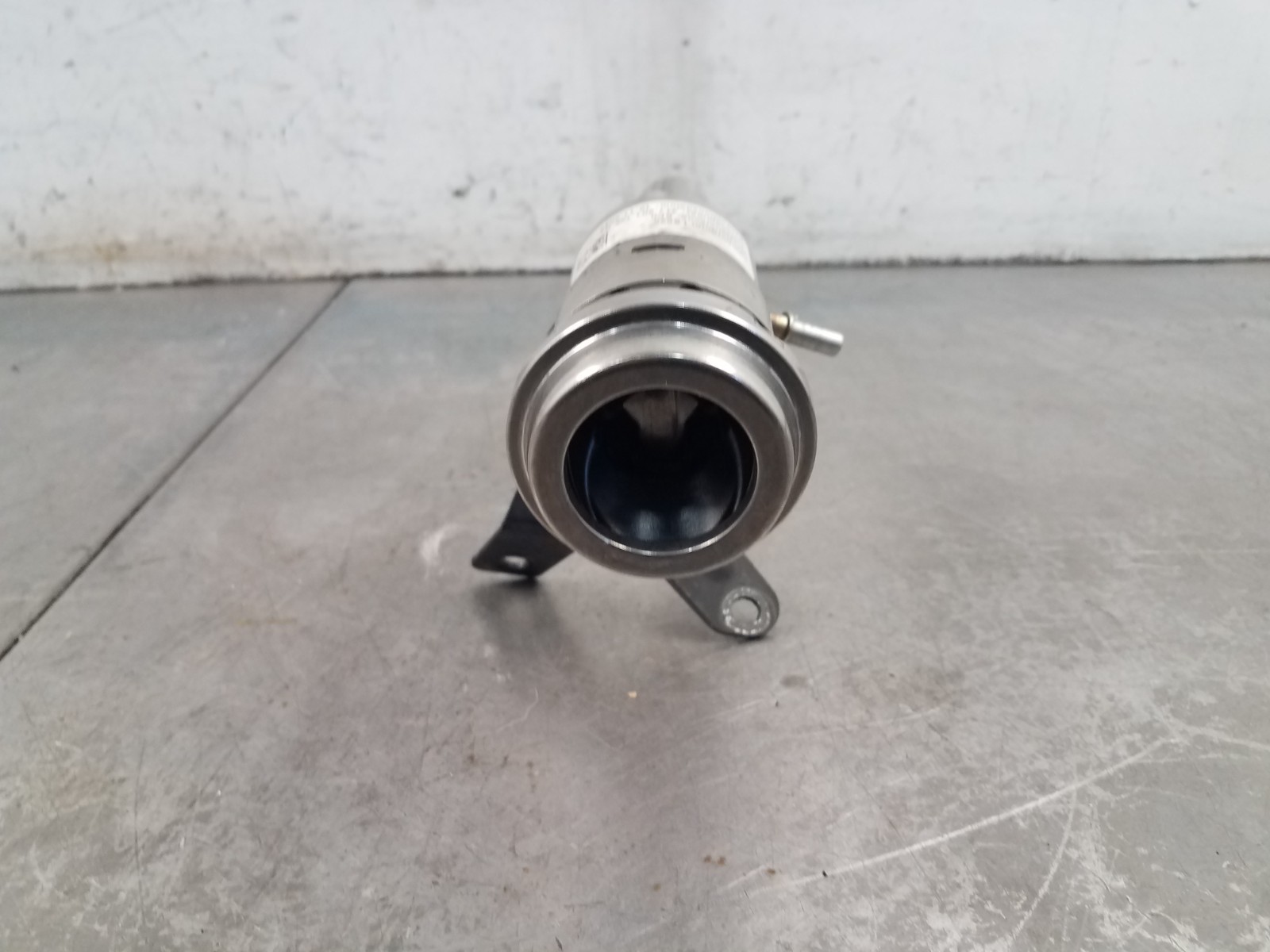 Lamborghini Huracan EVO Spyder 2020 Fuel filler neck
