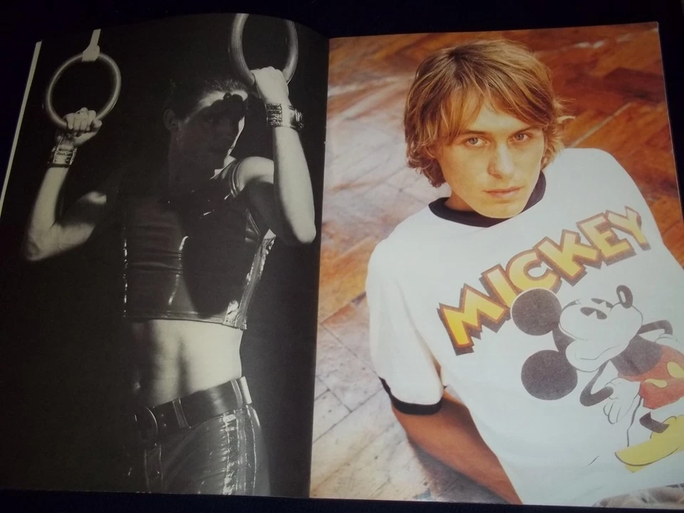 1995 TAKE THAT TOUR BOOK - UK - GREAT PHOTOS - II 7906 - Image 2 of 3
