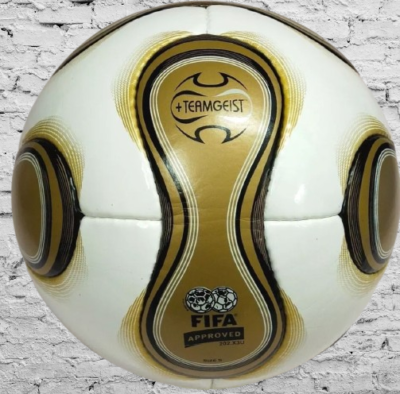Adidas FIFA World Cup 2006 Teamgeist Official Match Ball soccer