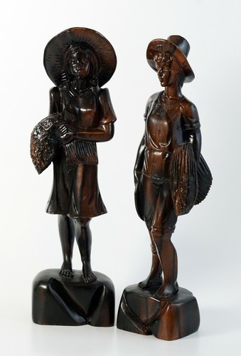 Vintage Hand Carved Dark Wood Figurines Pair Country Farmer Farm Boy Girl Wheat - Picture 2 of 12