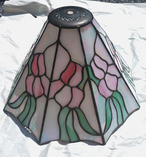 Vtg Dale Tiffany Stained Glass Lampshade Iridescent Floral scalloped 8 panes
