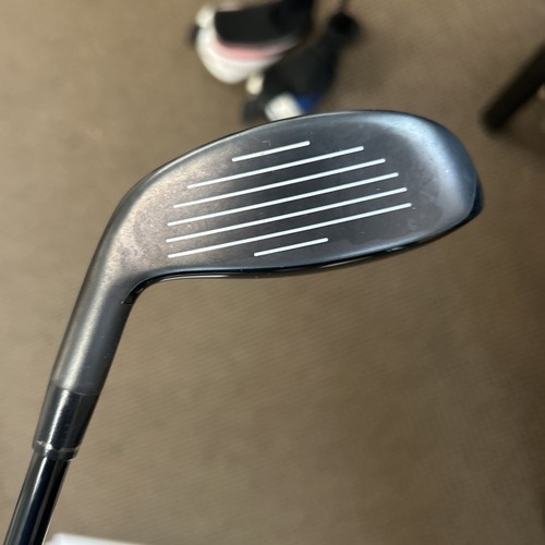 Adams Idea Black Super Hybrid 21° Aldila VooDoo RNV8 Graphite Regular - Picture 2 of 9