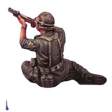 1/35 Vietnam War US Soldier Figure – Seated Rifleman Resin Model for Diorama