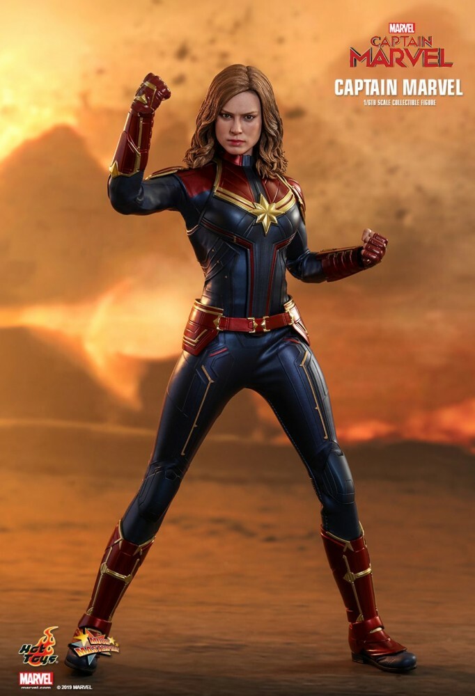 HOT TOYS 1/6 MMS521 CAPTAIN MARVEL as Brie Larson Action Figure