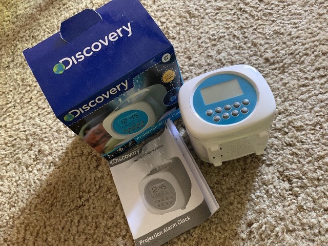 Discovery Kids Digital Alarm Clock Sound Machine Stars Projection Star