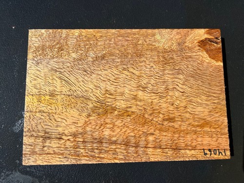 Hawaiian Curly Mango Board #14069 - Picture 2 of 11