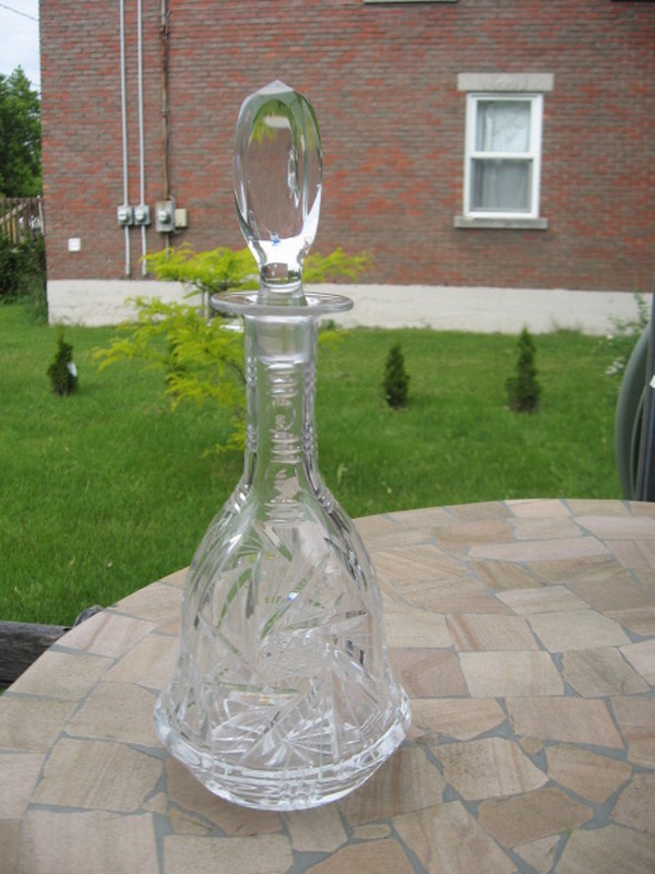 Crystal Pinwheel Decanter for Whisky Cognac 11.75 Inch Clear Glass-image