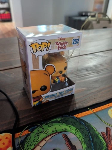 Funko Pop! Vinyl: Disney - Winnie the Pooh (Seated) #252