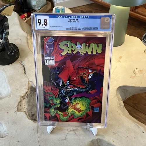 Spawn #1 (1992) CGC 9.8 WP Classic McFarlane 1st app Spawn Graded Comic