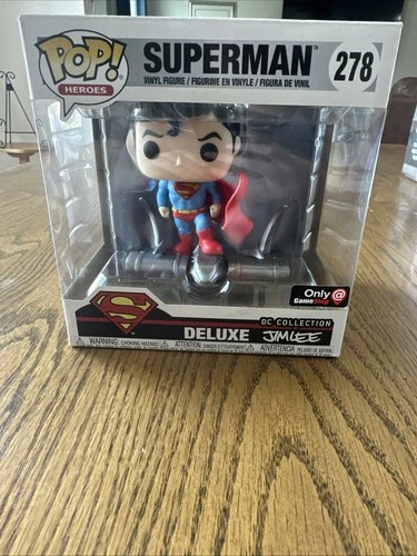 Funko Pop! Deluxe: DC Universe - Superman (Jim Lee Deluxe) #278