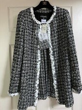 Chanel 09P VINTAGE NEW TAGS TWEED Black BREADED CAMELLIA TRIM CC JACKET FR40 $8K