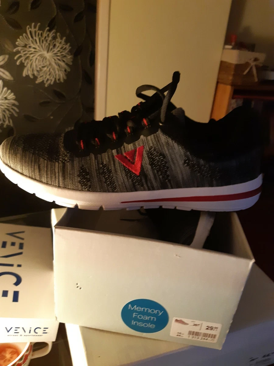 VENICE MENS TRAINERS SIZE 44 10 NEW