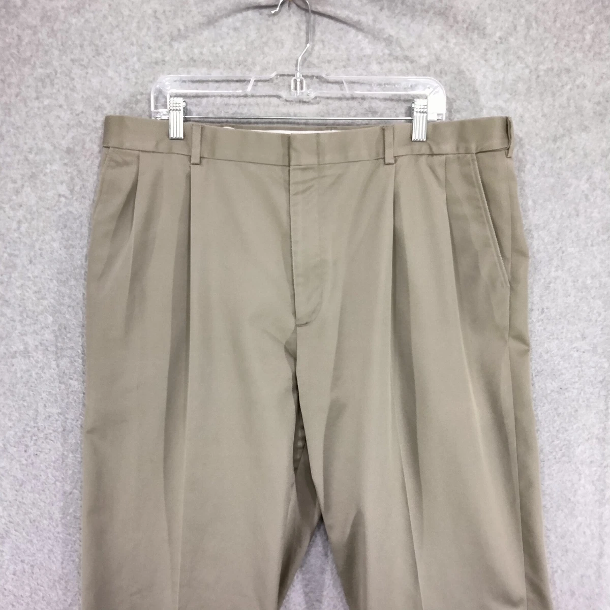 Men's pleated shop cuffed khaki pants