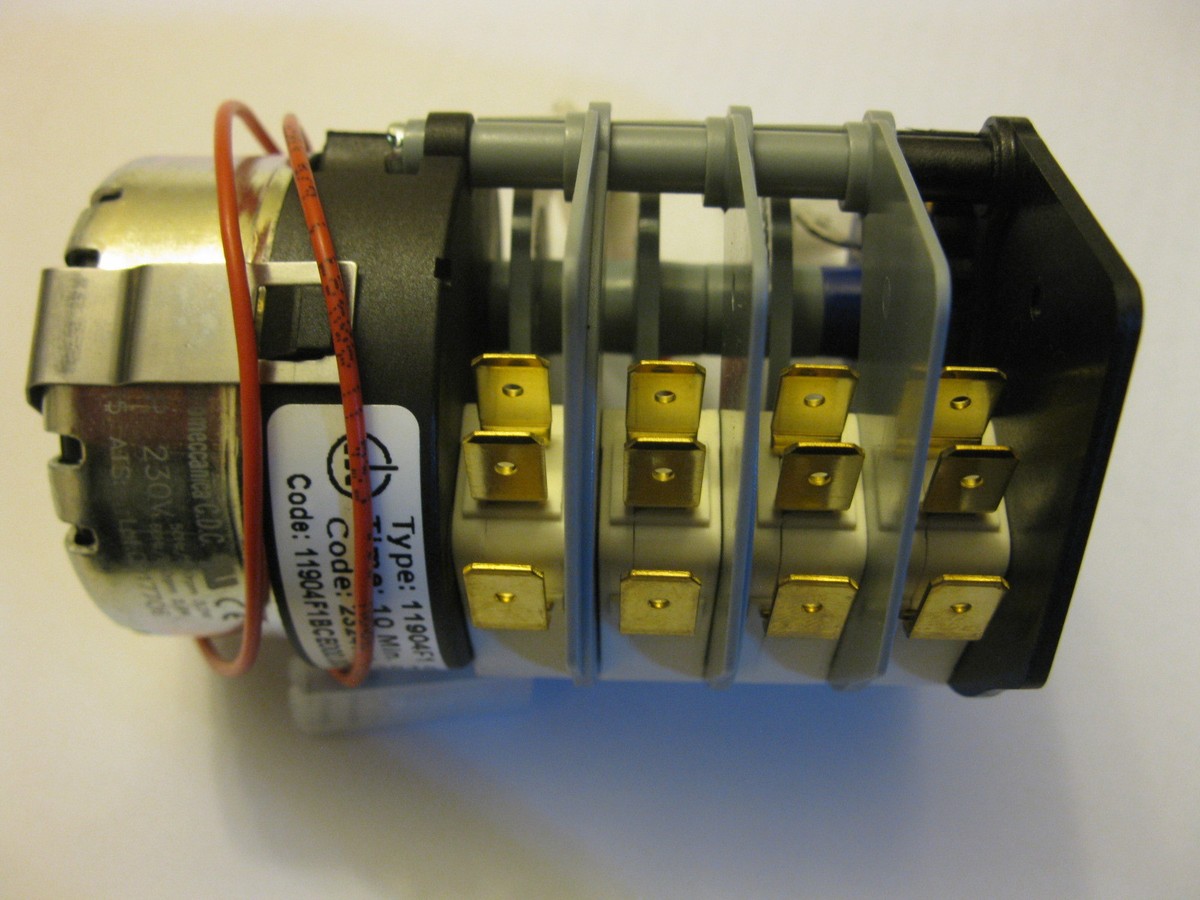 Produktbild von Brema 8-Minuten-Abtautimer 4 Cam – 230V CDC, Für Eismaschine, Ersatzteil 11904F1 / 23635