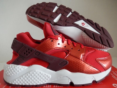 nike huarache run university red