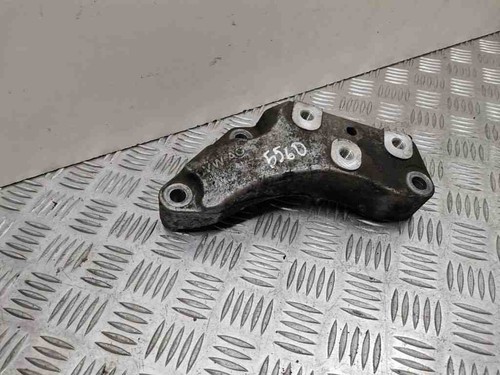 VW PASSAT B7 ALLTRACK 365 Getriebehalter 1K0199117 2.00 Diesel 103kw 30537028