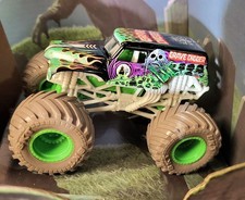 MONSTER JAM TRUCK GRAVE DIGGER TARGET EXCLUSIVE FULL MOON FRENZY SPIN MASTER