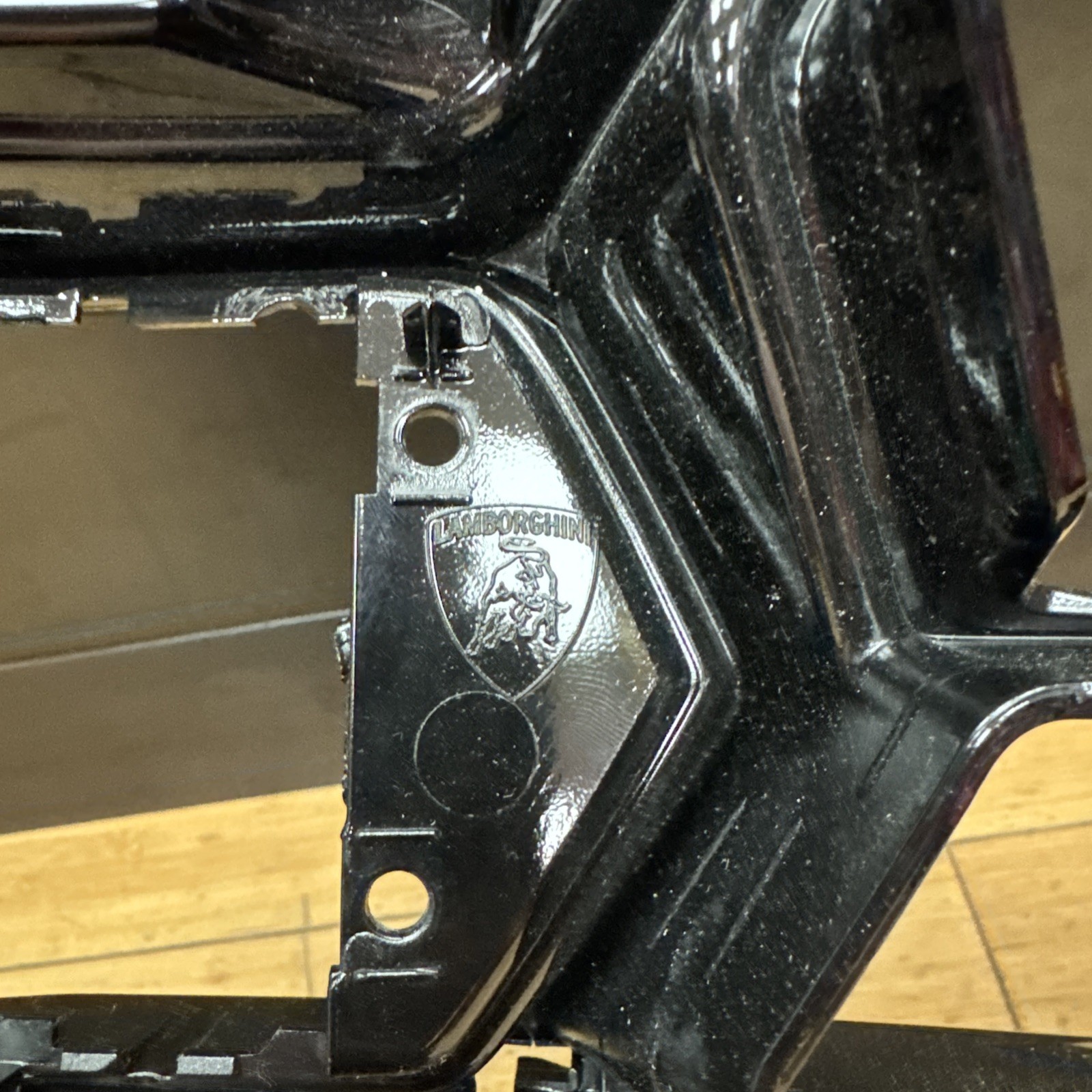 Lamborghini Urus 2019-2023 Front Upper Bumper grille