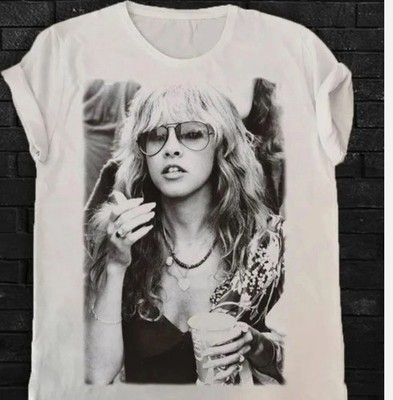HOT NEW Reprint Stevie Nicks Smoking White T-Shirt S - 4XL