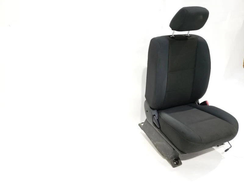 Asiento delantero derecho de tela manual OEM 2009 Nissan Titan Foto 3 de 4