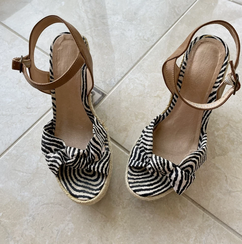 Zapatos de verano "ALDO" para mujer punta abierta tacón de cuña alpargatas motivo cebra talla 37 Foto 2 de 4