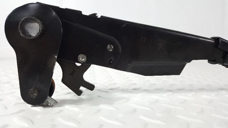 Palanca de freno Audi A6 Quattro E 1997 (negro) Foto 3 de 4