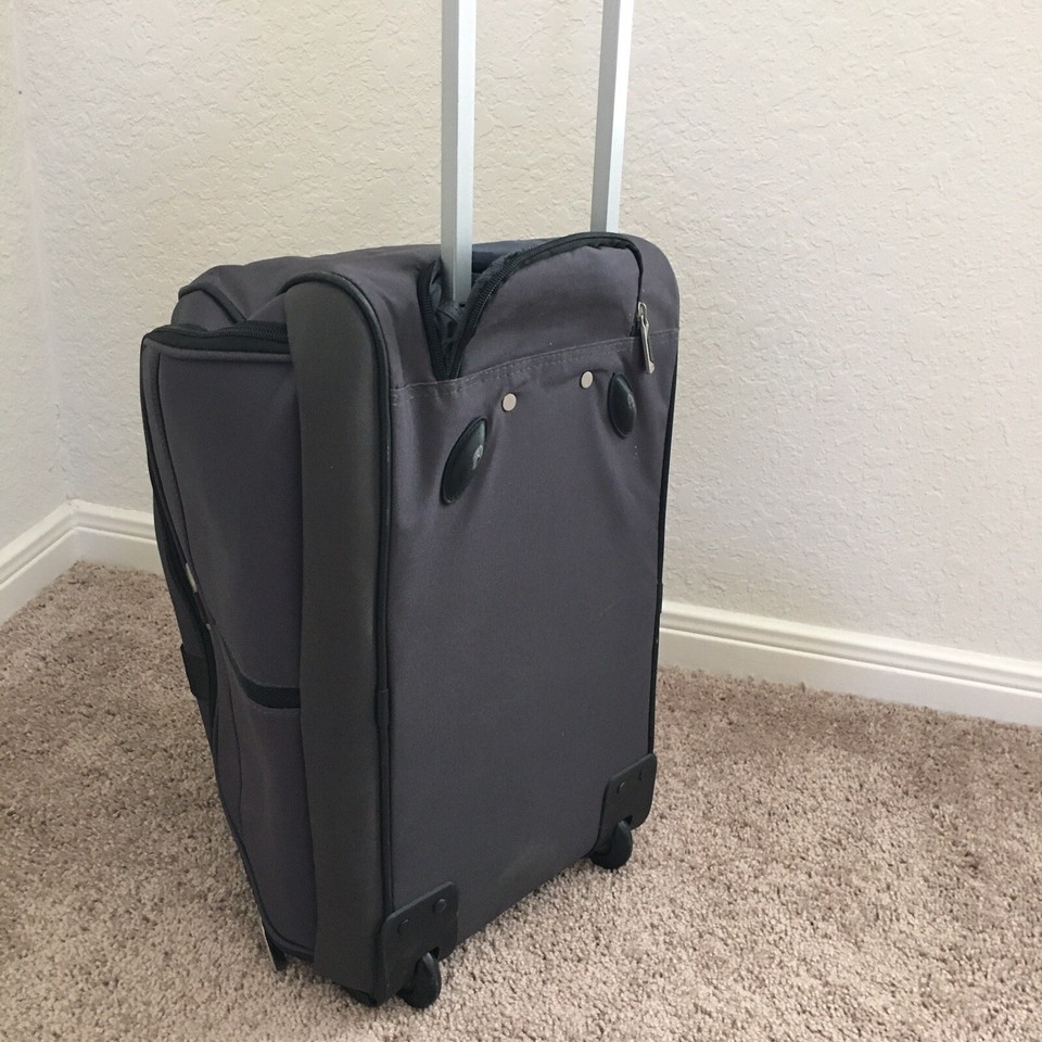 Jeep Rolling Gray Duffle Bag Medium Travel Wheels Luggage Carry On eBay