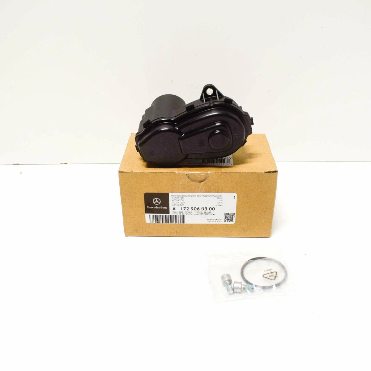 NEW MB CLA COUPE C117 REAR RIGHT PARKING BRAKE ACTUATOR 