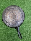 New ListingVintage Wagner Ware Sidney O 1058 E #8 Cast Iron Skillet