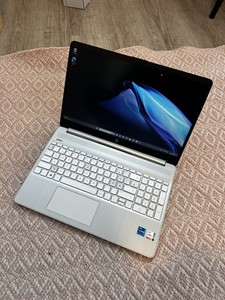 HP Pavilion 15-fq2016np | i7-1165G7 | 512GB SSD | sehr gepflegt | Akku top!