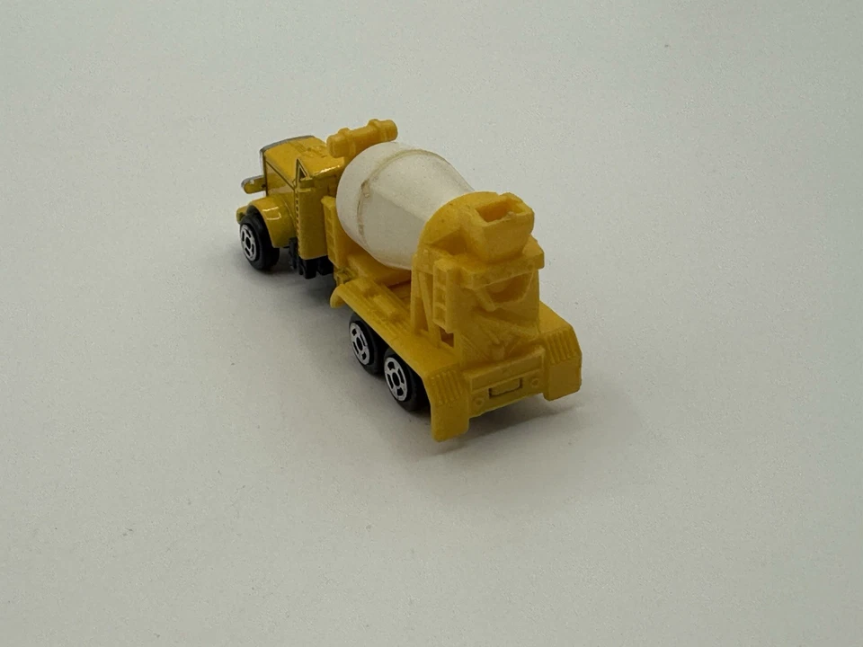 Play Car老式水泥搅拌机 — 第 3/4 张图片