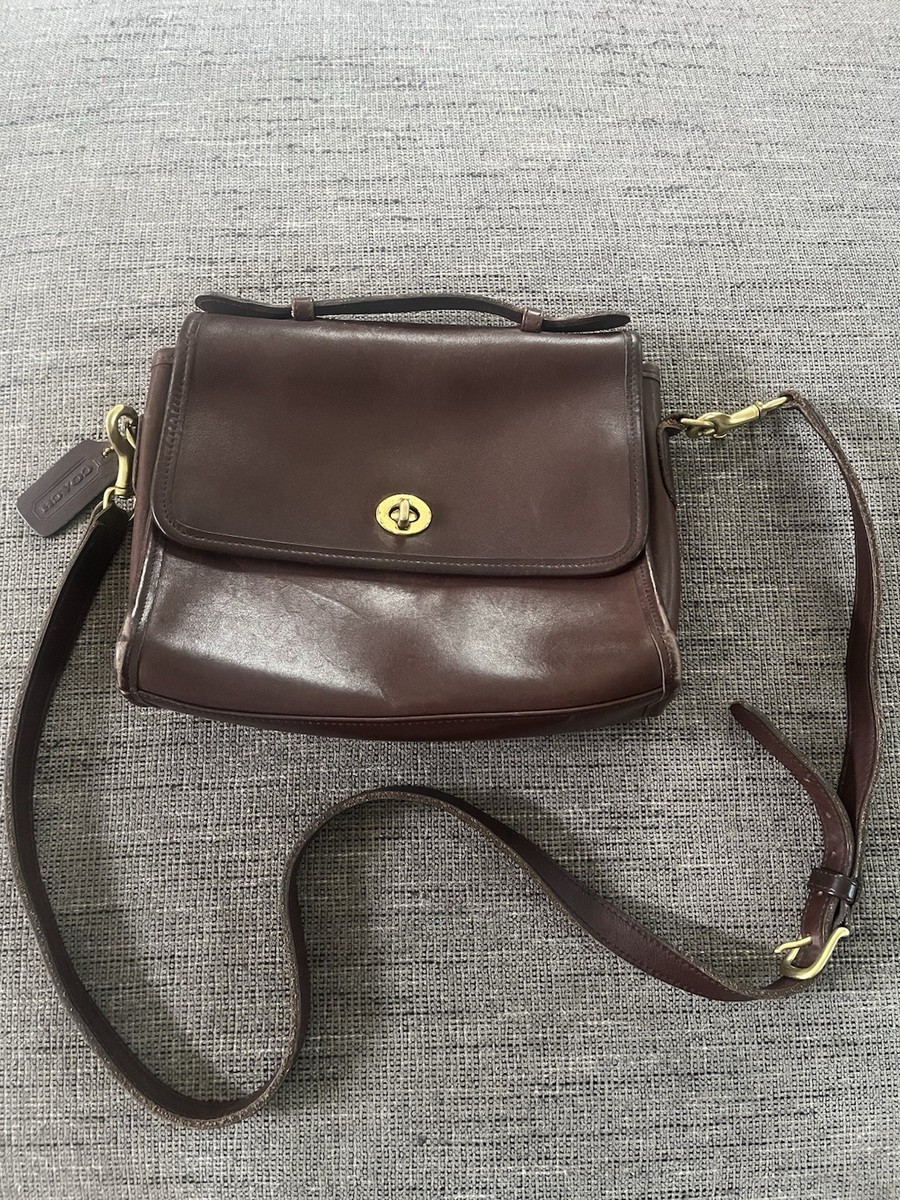 Coach Vintage Court Mahogany Brown Leather Purse 9870