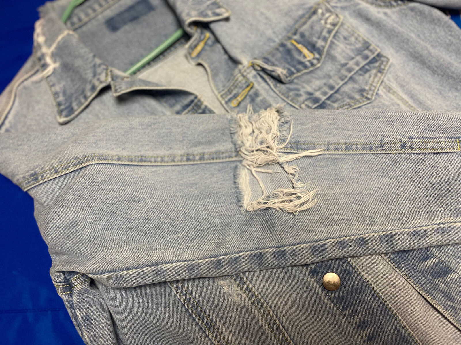 denim jacket - image 3