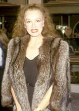 Actress Julie Newmar spotted on February 27, 1986 at the Beve- 1986 Old Photo 1