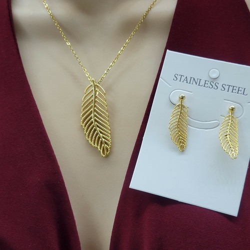 Stainless Steel Gold Plated Elegant Leaf Pendant - Chain - Earrings. Prosperity - Picture 1 of 3
