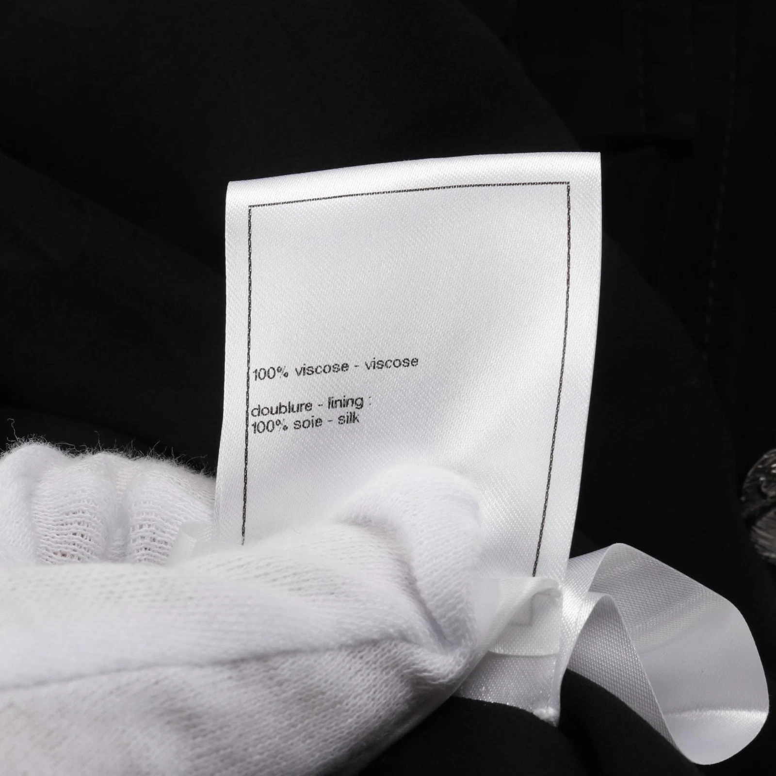 Cappotto poncho CHANEL Camelia bottoni P75859V67122 viscosa nero usato don