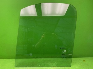 VAUXHALL VIVARO A  Mk1 TRAFIC Left Front  Door Window drop glass Tinted 01-14