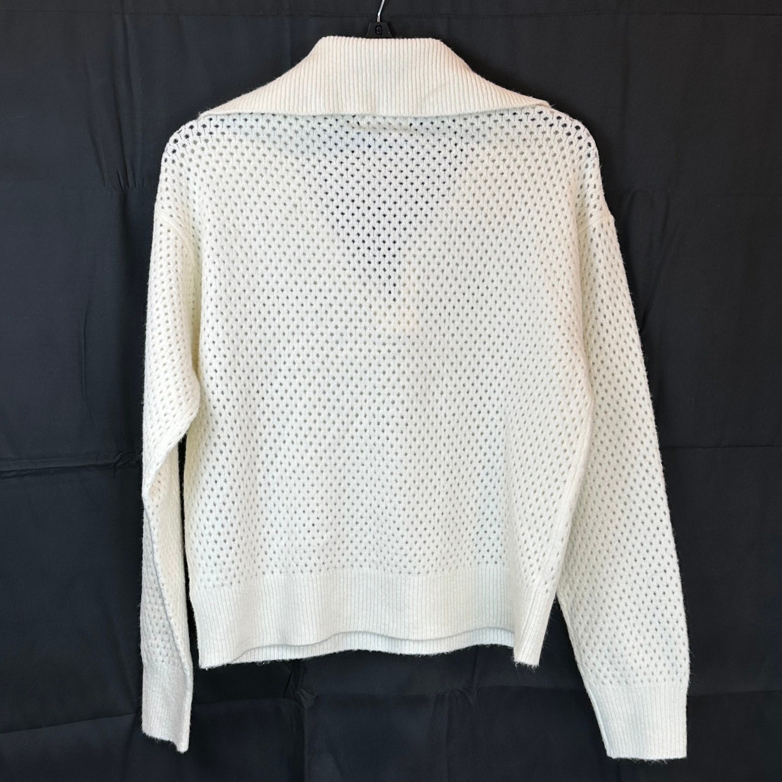 Universal Thread Cream White Pointelle Quarter Zi… - image 7