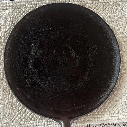 Griswold #9 Cast Iron Griddle
