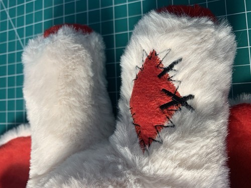 Peluche Dreadfuls "Love Rabbit" di Mysterious Peluche Coniglietto Cuore Rosso RARO - Foto 19 di 20