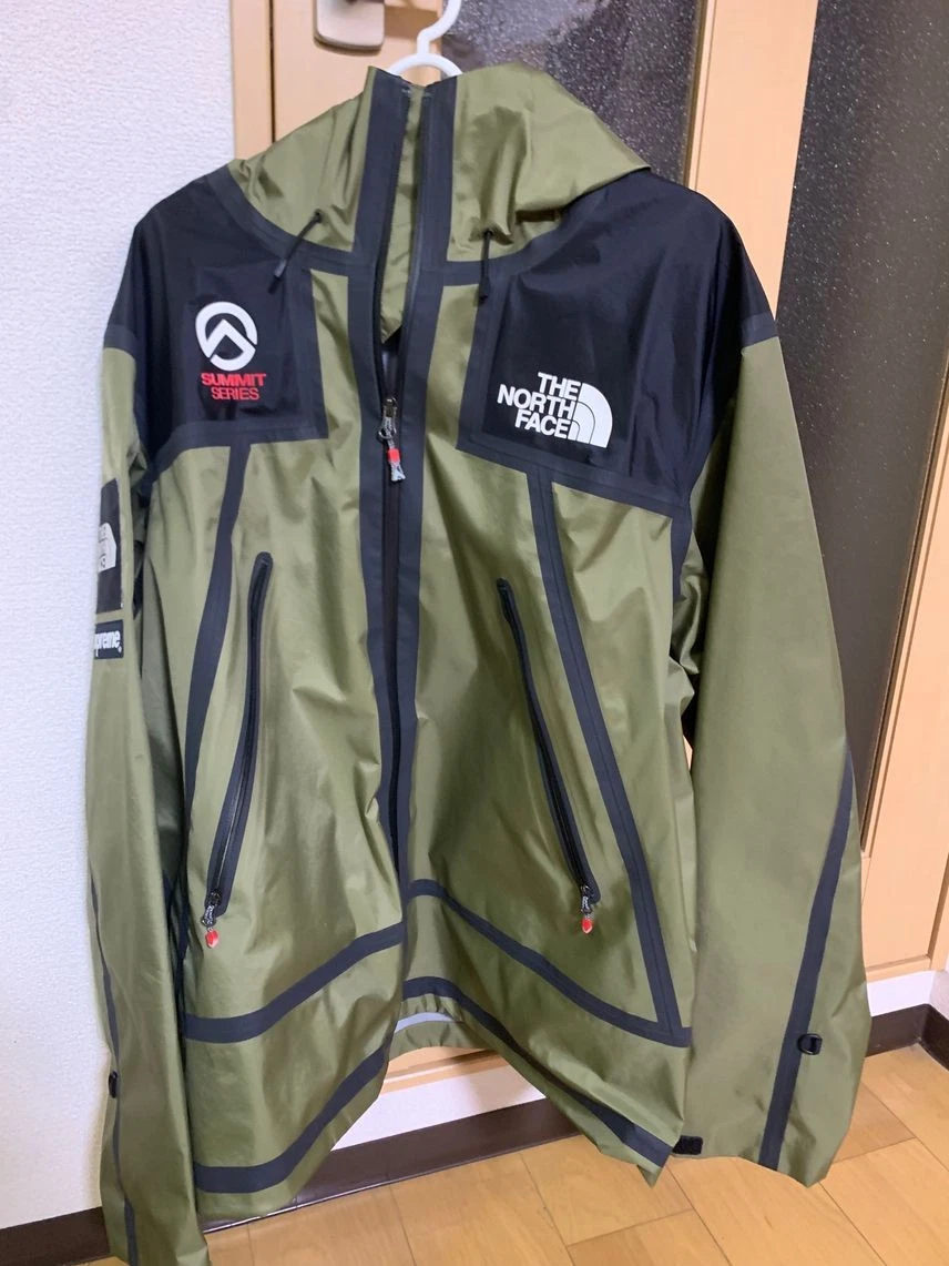 Supreme / The North Face Summit Series Veste Coquille à Couture Ruban Extérieur Olive