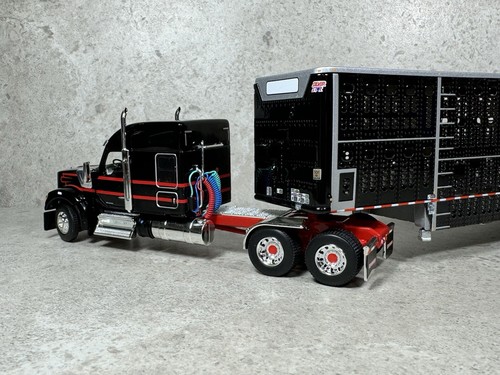 1/64 Kenworth W990 w/ Tandem Axle Wilson Livestock Trailer Black/Red DCP - Picture 5 of 6