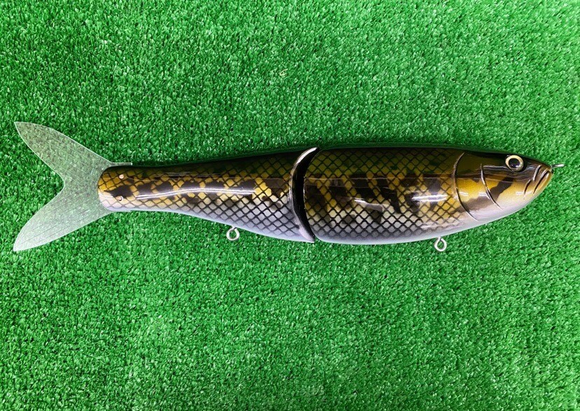 Super Rare Bevel God Swimbait Box Japanese Glide Bait Luer Ship From Japan - Image 2