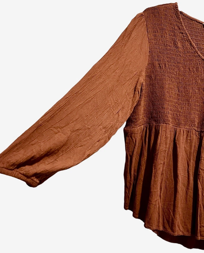 Blusa boho campesina manga larga con cuello en V marrón talla P2XL talla P2XL de SONOMA para mujer Foto 4 de 4