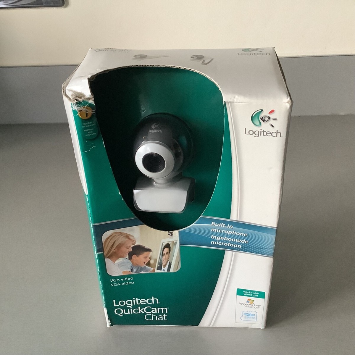 Logitech webcam Quickcam Chat for Windows XP Vista… OPENED BUT