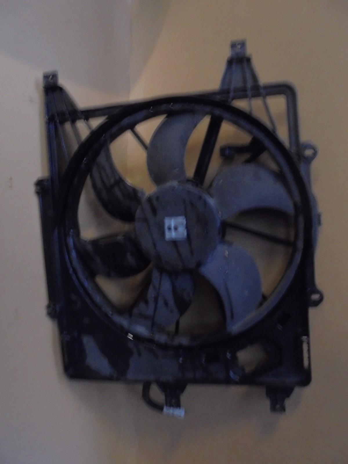 RENAULT KANGOO 20012007 1.5 DCI / 1.9 DTI ENGINE RADIATOR FAN WITH