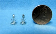 Dollhouse Miniature Chrysnbon Crystal Like Salt & Peper Shakers CB105