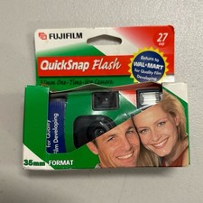 NEW Fujifilm Quicksnap Flash 400 Disposable 27 exp Camera EXPIRED