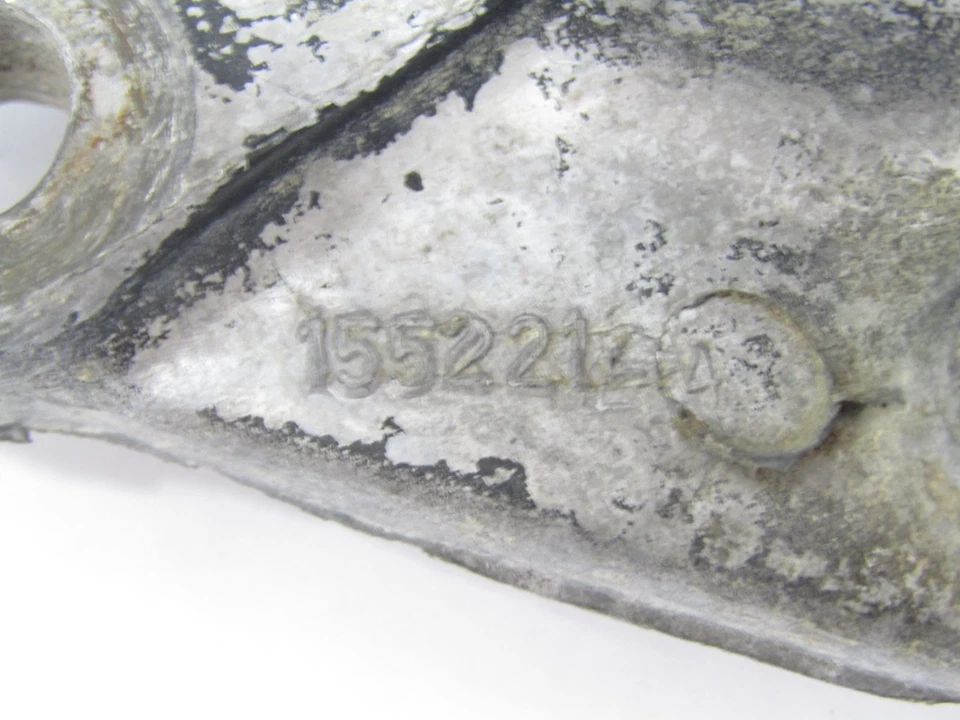 Chevy/GMC truck Suburban 4x4 CAST ALUMINUM TORQUE CONV. COVER #15522124 700R4 - Image 3 of 4