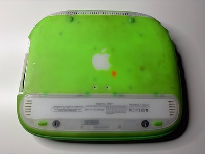 Apple iBook G3 Clamshell M6411 M8245LL/A Key Lime 366MHz - TESTED